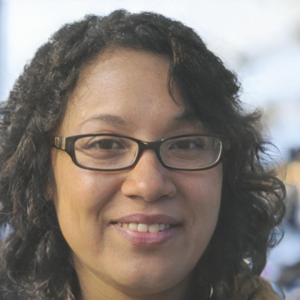 Dr. Sarah Weber, Leiterin der Lernmaterialien-Bibliothek